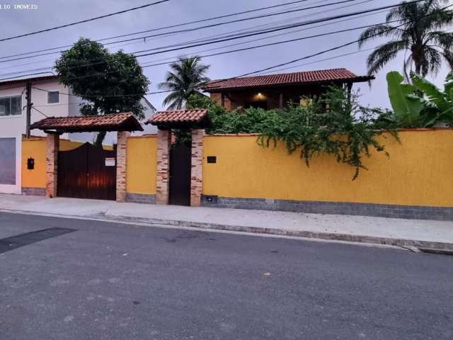 Casa para Venda em Niterói, Itaipu, 4 dormitórios, 1 suíte, 2 banheiros, 4 vagas