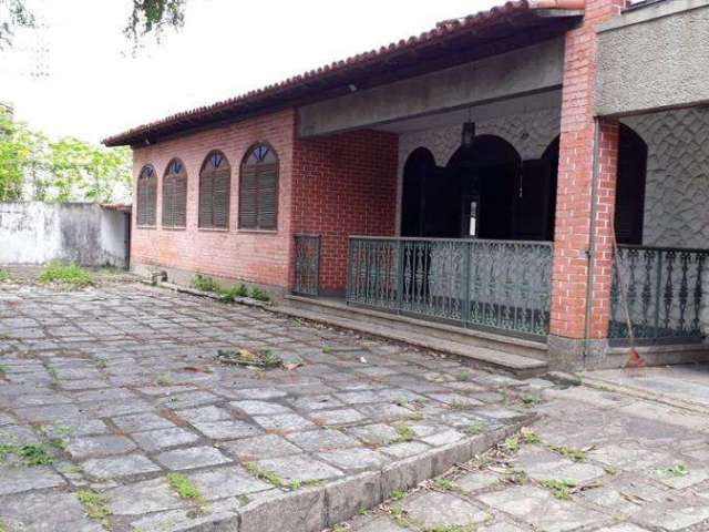 Casa para Venda em Niterói, Mata Paca, 4 dormitórios, 1 suíte, 2 banheiros, 2 vagas