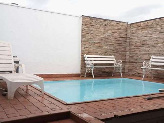 Linda cobertura duplex para venda na Av. Caramuru, Edificio Ilha de Bali, 4 dormitorios com 2 suites, terraço gourmet e piscina privativa em 238 m2