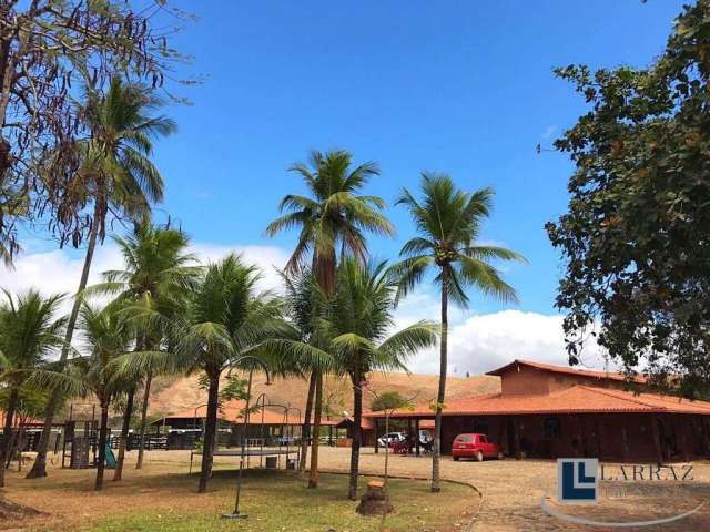 Lindo Hotel Fazenda para venda na região de Governador Valadares-MG com 4,29 hectares de área total, infraestrutura de lazer completa