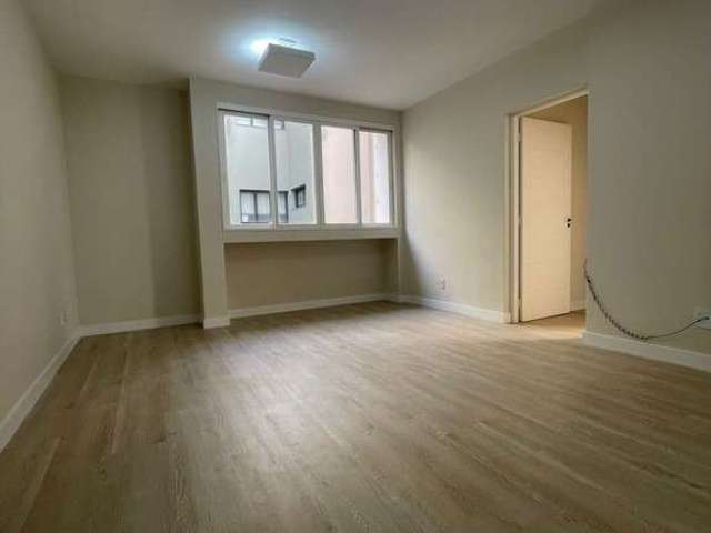 Lindo apartamento para venda no Jd Paulista na Rua Piraciaba, Ed. Aruana, 3 dormitorios, reformado, completo em 67 m2 privativos