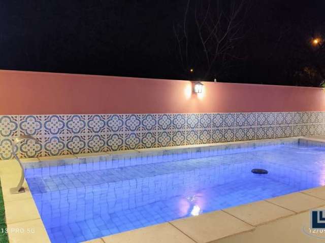 Linda casa alto padrão para venda no charmoso Vila do Golfe, Cond. Buona Vita, 3 dormitorios com 1 suite, gourmet e piscina em 300 m2 de área total