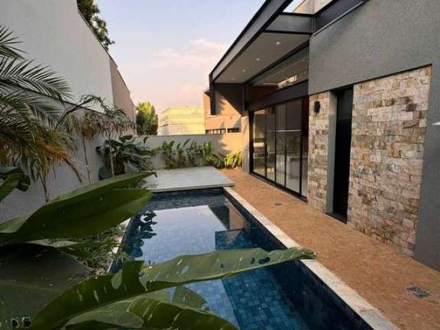 Linda casa nova alto padrão para venda no charmoso Alphaville em Bonfim Paulista, 3 suites 1 master, gourmet e piscina em 267 m2 construidos