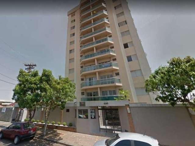 Apartamento para venda na Av. Santa Luzia, 1 dormitorio, varanda, armarios, 45 m2, area de lazer no condomínio, portaria 24h