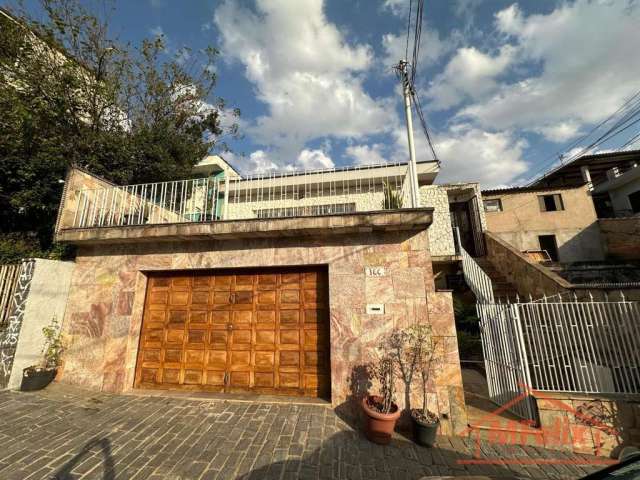 Sobrado à Venda em Vila Dom Pedro II, SP - 164m², 2 Quartos, 1 Suíte