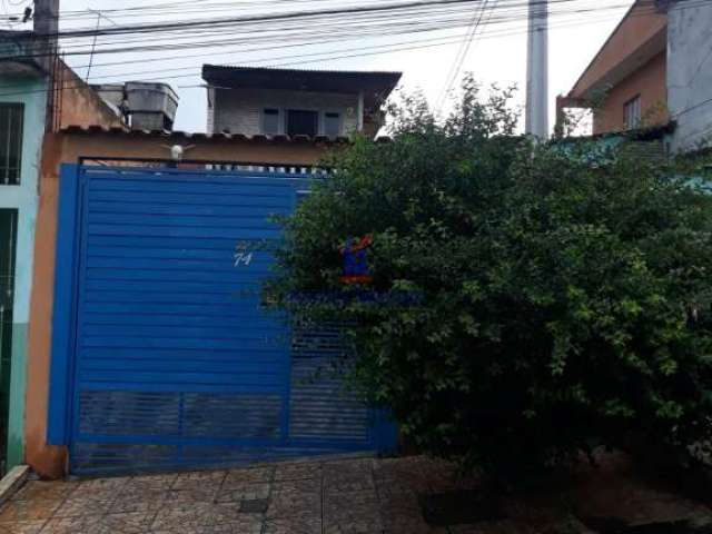 Casa Sobrado em Vila Carmela II - Guarulhos, 100m², 2 dormitórios, 1 banheiro. Venda por R$480.000. Não perca essa oportunidade!