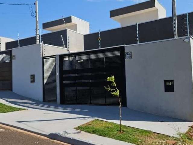 Casa com 3 quartos à venda na Rua Pioneiro Santo Aliberti, 66, Bom Jardim, Maringá, 138 m2 por R$ 650.000