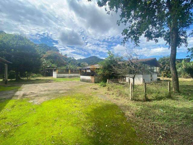 Casa para Venda em Teresópolis, Prata dos Aredes, 5 dormitórios, 1 suíte, 3 banheiros, 2 vagas