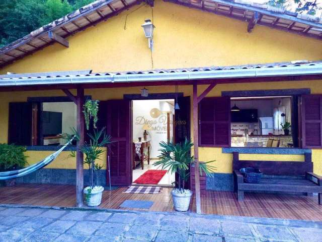 Casa para Venda em Teresópolis, Jardim Salaco, 4 dormitórios, 1 suíte, 3 banheiros, 2 vagas