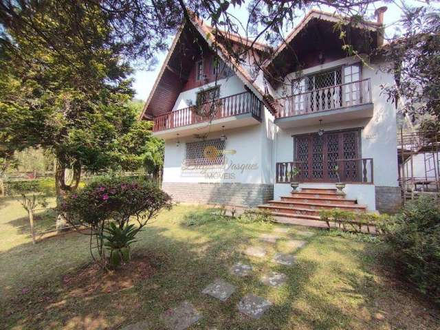 Casa para Venda em Teresópolis, Parque do Ingá, 3 dormitórios, 1 suíte, 2 banheiros, 2 vagas