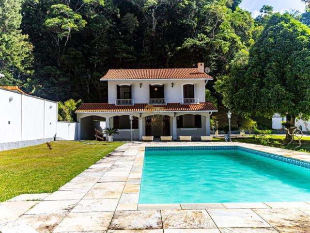 Casa em Condomínio para Locação em Teresópolis, Carlos Guinle, 5 dormitórios, 2 suítes, 5 banheiros, 40 vagas