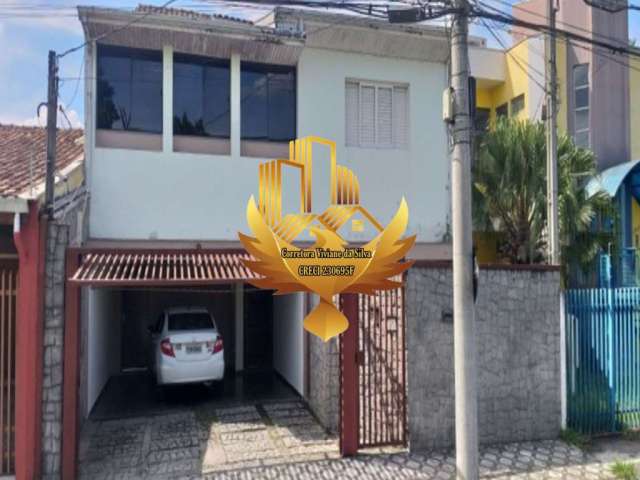 Casa com 4 quartos à venda na Vila São José, Taubaté  por R$ 650.000