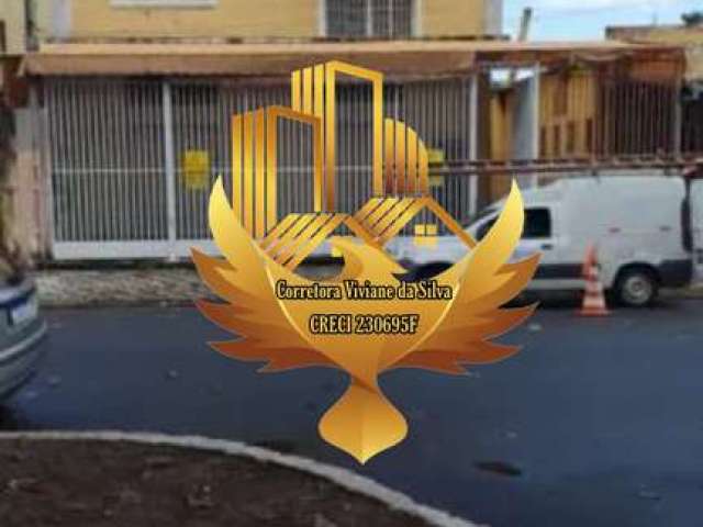 Sobrado com  ponto comercial na parte de baixo, casa na parte de cima !! Oportunidade única !!