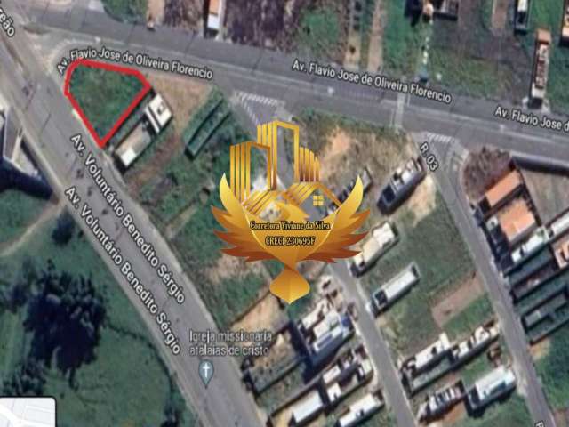 Terreno à venda na Vila Areao, Taubaté  por R$ 380.000