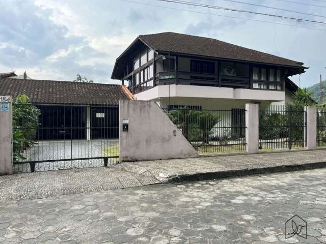 Casa à venda no bairro Pirabeiraba - Joinville/SC