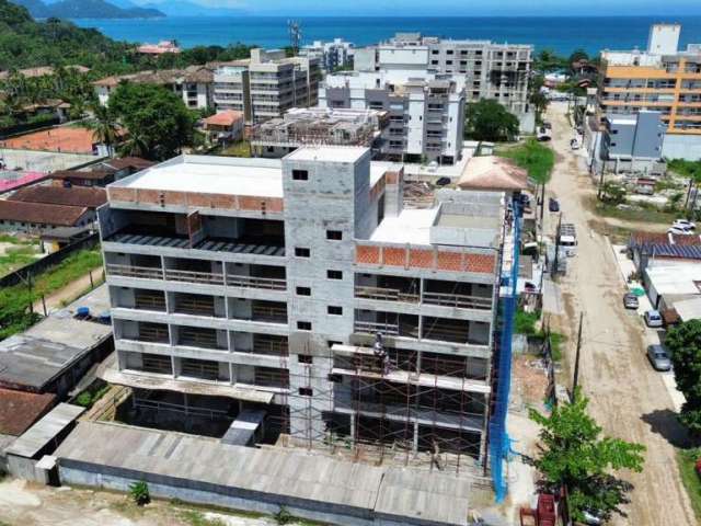 Studios e Cobertura a venda na Praia das Toninhas em Ubatuba