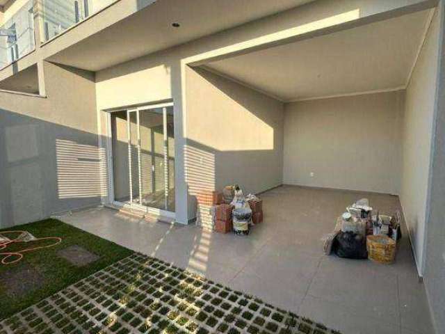 Sobrado com 2 suítes à venda, 120 m²  - Centro - Balneário Piçarras/SC