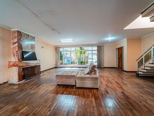 Elegante casa tipo  para venda com 4 quartos, 481m²