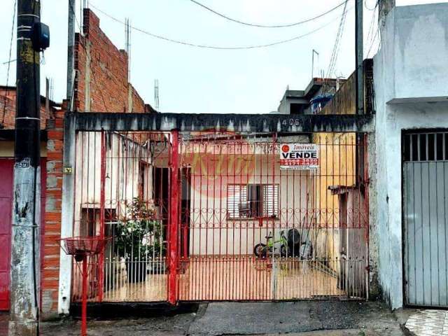 Casa Térrea para Venda em São Paulo, Jardim Nazareth, 2 dormitórios, 1 banheiro, 2 vagas