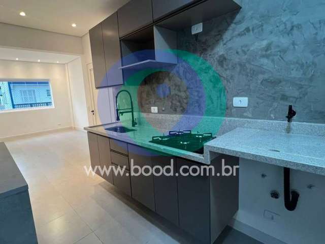 Apartamento em Santos, bairro Ponta da Praia.