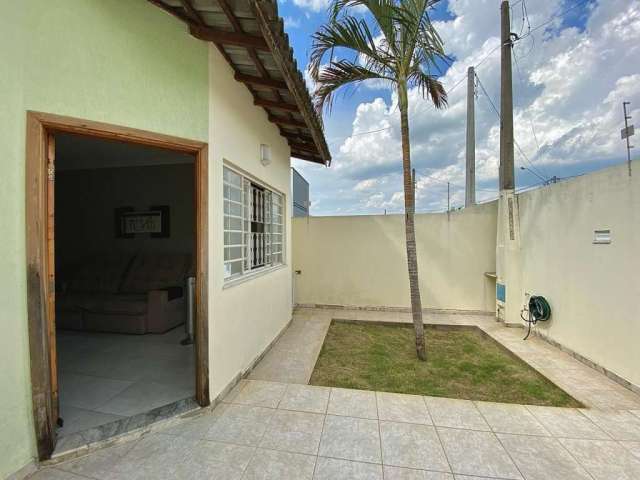 Excelente Casa com 2 dormitórios à venda, com aprox. 80m² por R$ 340.000 - Santa Marta III - Salto/SP