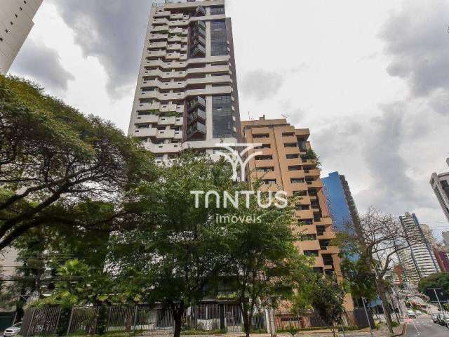 Apartamento com 4 dormitórios e 4 vagas de garagem para alugar, 194 m² por R$4.650 - Água Verde - Curitiba/PR