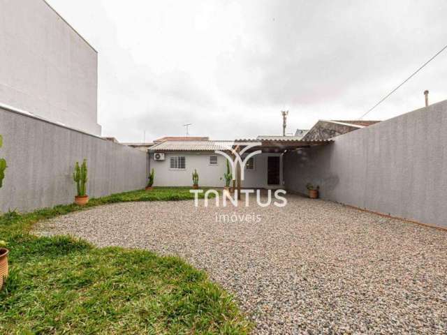 Casa com 1 dormitório à venda, 65 m² por R$ 450.000,00 - Uberaba - Curitiba/PR