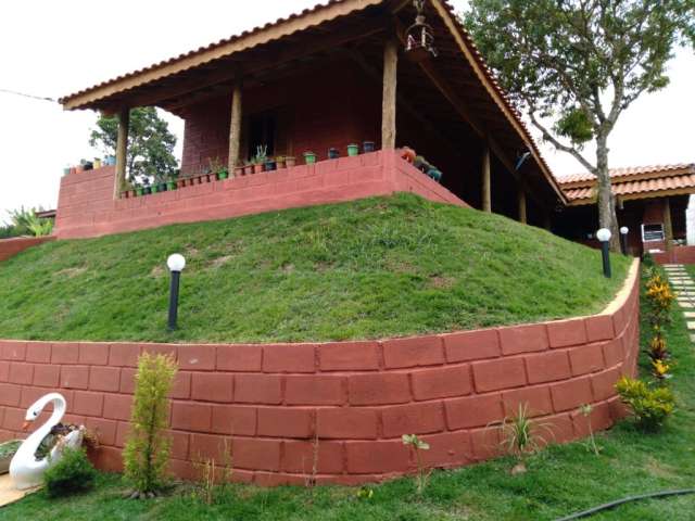 OPORTUNIDADE - Casa a venda no Bairro da Usina em Atibaia