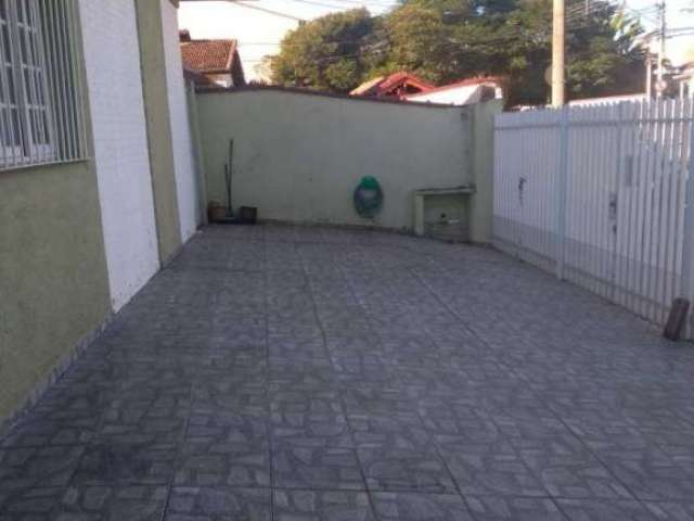 Casa em excelente localização, próximo a faculdade, escola, padaria e outros,  por R$ 580.000,00 - Jardim Campo Grande - Caçapava/SP