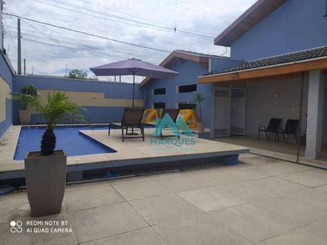 Linda casa com terreno de 500m² em Caçapava-SP.