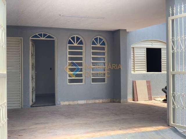 Casa com 3 quartos à venda na Rua São Carlos, Vila Mariana, Ribeirão Preto, 95 m2 por R$ 290.000