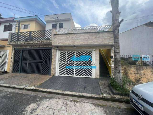 Sobrado com 3 dormitórios à venda, 197 m² por R$ 720.000,00 - Jardim das Maravilhas - Santo André/SP