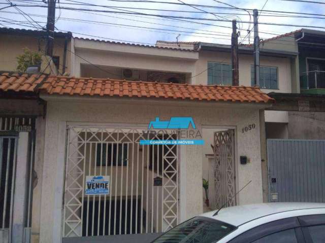 Sobrado com 3 dormitórios à venda, 241 m² por R$ 840.000,00 - Vila Camilópolis - Santo André/SP
