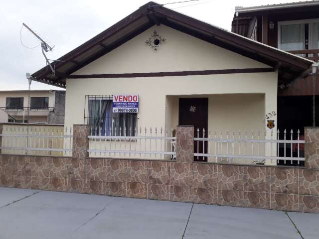 Vendo 2 Casas no Centro de Navegantes