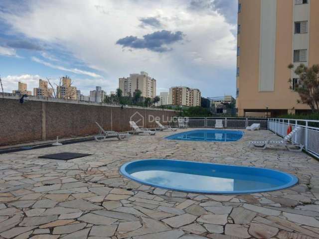 Apartamento com 3 quartos para alugar na Rua Arquiteto José Augusto Silva, 761, Fazenda Santa Cândida, Campinas, 88 m2 por R$ 2.600