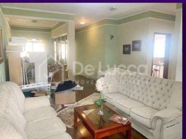 Casa com 4 quartos à venda na Rua República Dominicana, 956, Jardim Nova Europa, Campinas, 260 m2 por R$ 900.000