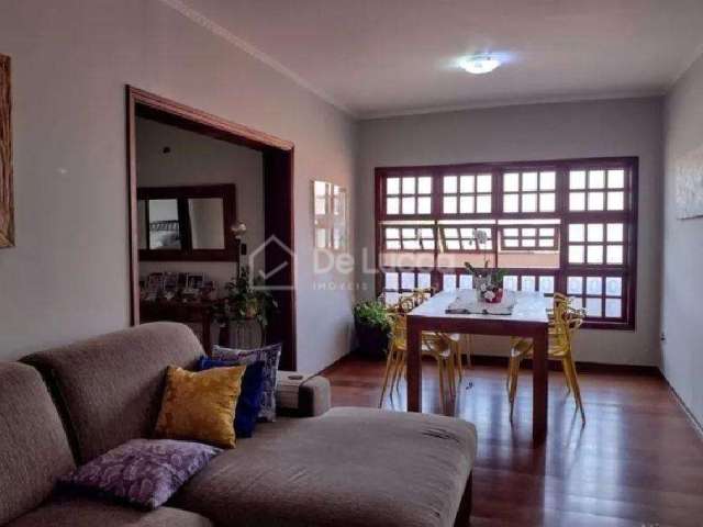 Casa com 3 quartos à venda na Avenida Brasil, 342, Santa Rosa, Vinhedo, 446 m2 por R$ 1.300.000