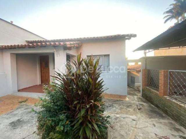 Casa com 4 quartos à venda na Rua Pedregulhos, 73, Chácara da Barra, Campinas, 153 m2 por R$ 650.000