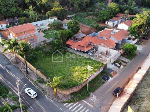 Terreno comercial à venda na Rua José Freitas Amorim, 11, Mansões Santo Antônio, Campinas por R$ 1.070.000