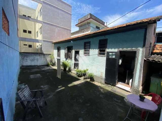 Casa com 2 quartos à venda na Rua Irapua, Penha Circular, Rio de Janeiro, 80 m2 por R$ 190.000