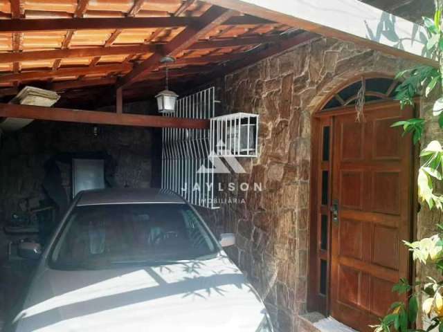 Casa com 3 quartos à venda na Rua Aimoré, Penha, Rio de Janeiro, 79 m2 por R$ 300.000