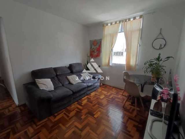 Apartamento com 3 quartos à venda na Rua Padre Ildefonso Penalba, Méier, Rio de Janeiro, 73 m2 por R$ 215.000