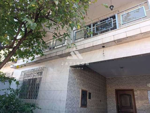 Casa com 2 quartos à venda na Rua Cari Levi, Jardim América, Rio de Janeiro, 150 m2 por R$ 320.000