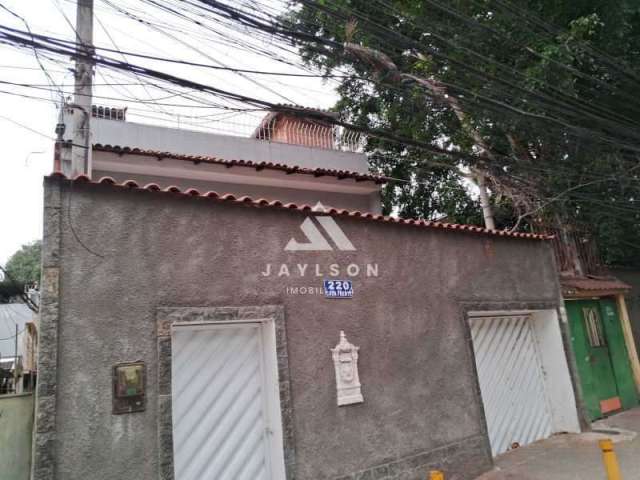 Casa com 4 quartos à venda na Rua Vaz de Caminha, Cachambi, Rio de Janeiro, 327 m2 por R$ 540.000