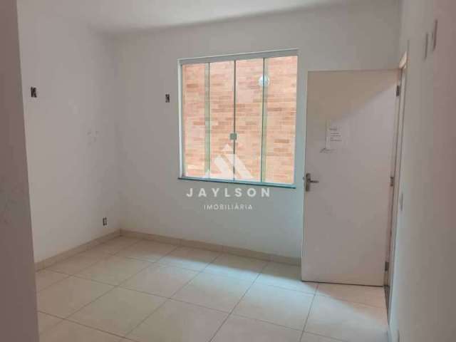 Apartamento à venda na Rua Soares Tavares, Ramos, Rio de Janeiro, 23 m2 por R$ 120.000