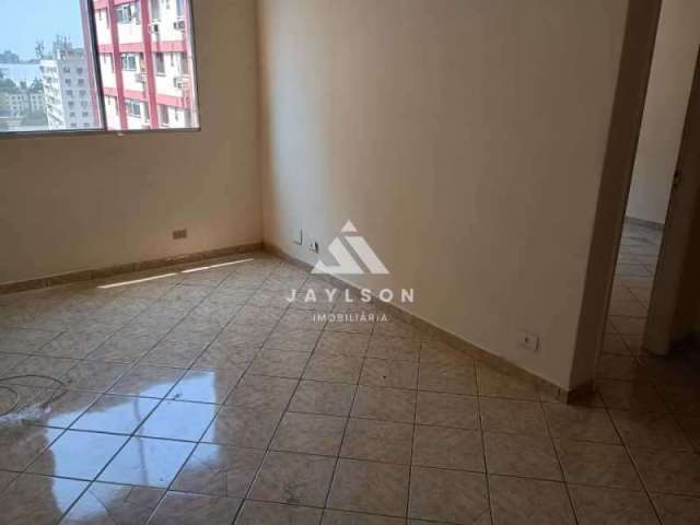 Apartamento com 2 quartos à venda na Rua Clara Nunes, Madureira, Rio de Janeiro, 59 m2 por R$ 180.000