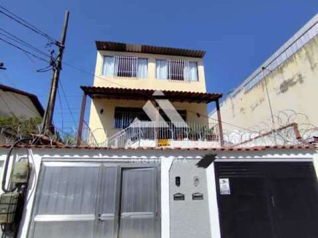 Casa com 2 quartos à venda na Rua Tomás Lopes, Penha Circular, Rio de Janeiro, 188 m2 por R$ 470.000