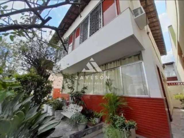 Casa com 4 quartos à venda na Rua Aiara, Higienópolis, Rio de Janeiro, 244 m2 por R$ 890.000