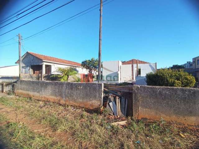 Terreno á Venda no Bairro Palmerinha