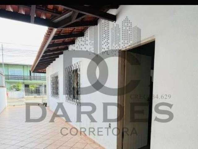 Oportunidade casa nações 3 dorm 254m² bal camboriu